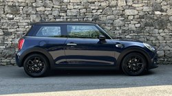 2019 (19) MINI HATCHBACK 1.5 Cooper Classic II 3dr 5620888