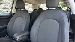 2019 (19) MINI HATCHBACK 1.5 Cooper Classic II 3dr 5620915