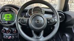 2019 (19) MINI HATCHBACK 1.5 Cooper Classic II 3dr 5620930