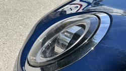 2019 (19) MINI HATCHBACK 1.5 Cooper Classic II 3dr 5620944