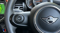 2019 (19) MINI HATCHBACK 1.5 Cooper Classic II 3dr 5620907