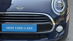 2019 (19) MINI HATCHBACK 1.5 Cooper Classic II 3dr 5620910