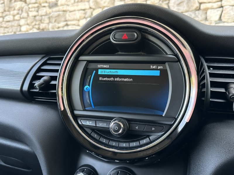 2019 (19) MINI HATCHBACK 1.5 Cooper Classic II 3dr  5620923