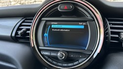 2019 (19) MINI HATCHBACK 1.5 Cooper Classic II 3dr 5620923