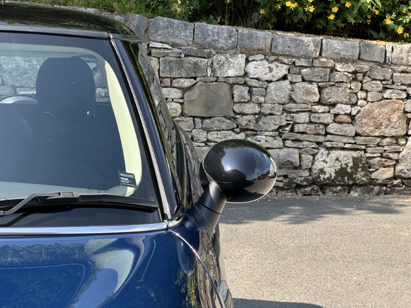 2019 (19) MINI HATCHBACK 1.5 Cooper Classic II 3dr  5620935