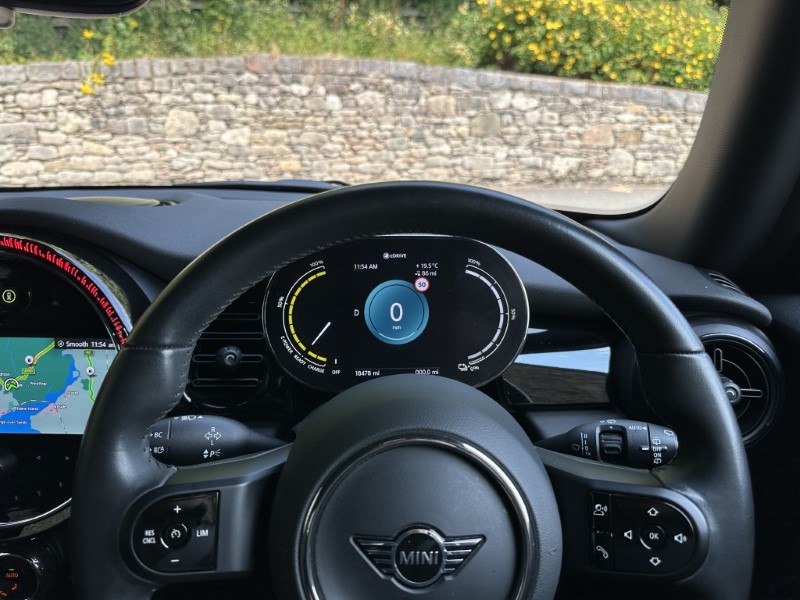 2023 (23) MINI HATCHBACK Cooper S Level 2  5621825
