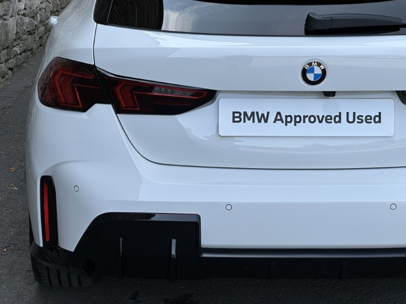 2025 (75) BMW 1 SERIES 120 M Sport 5dr  5633524