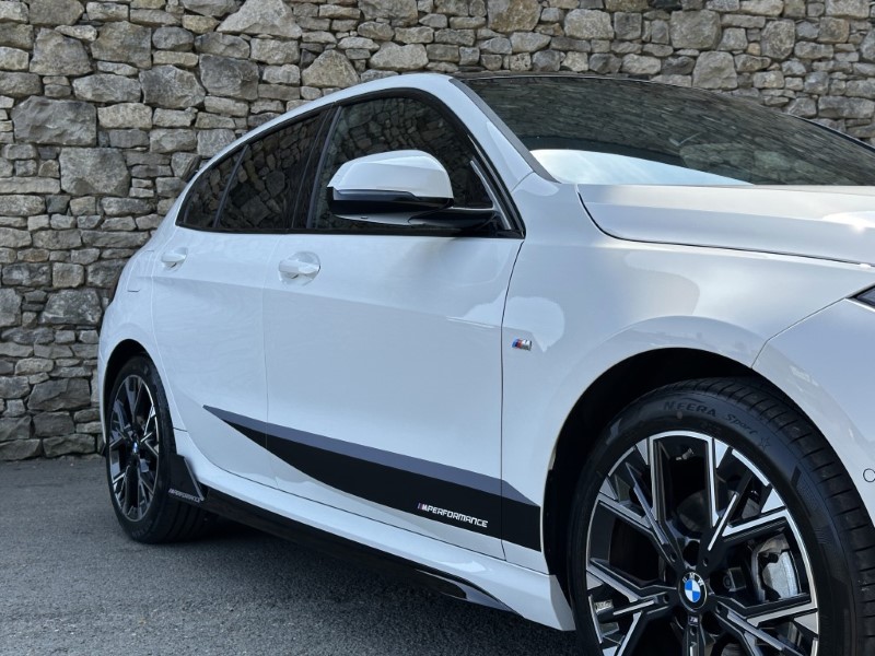 2025 (75) BMW 1 SERIES 120 M Sport 5dr  5633586