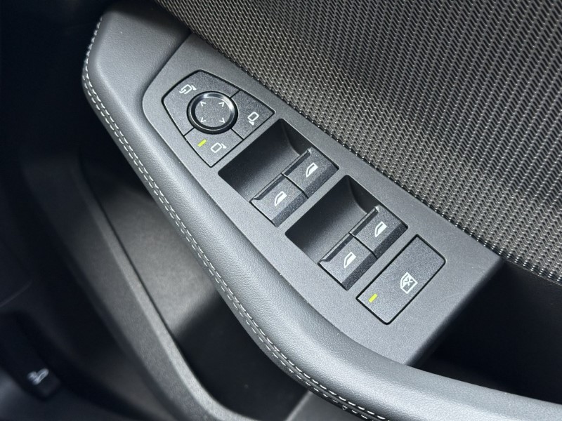 2025 (75) BMW 1 SERIES 120 M Sport 5dr  5633538