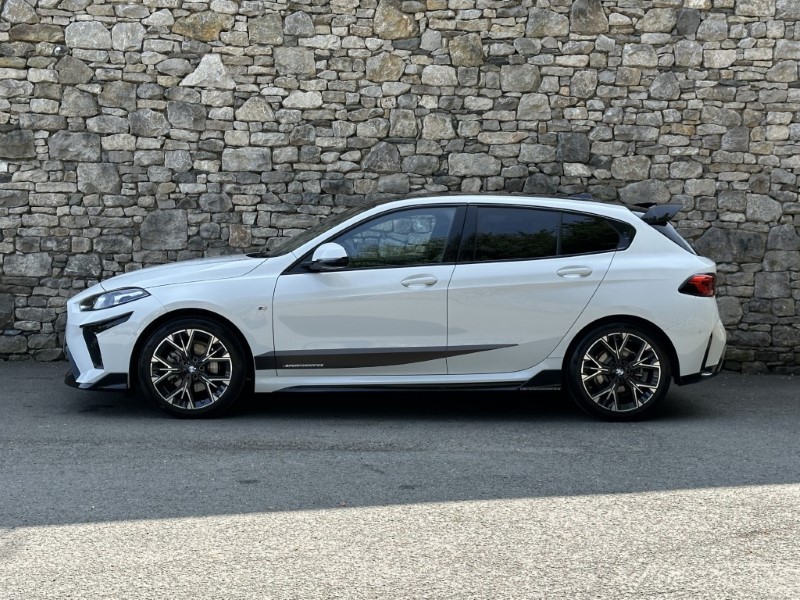 2025 (75) BMW 1 SERIES 120 M Sport 5dr  5633555