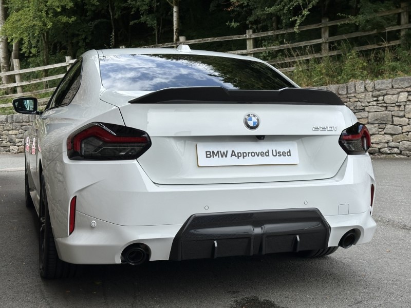 2025 (25) BMW 2 SERIES 220i M Sport 2dr Coupe  5656795
