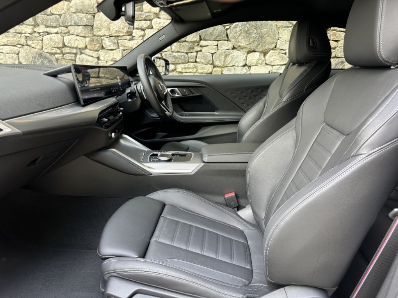 2025 (25) BMW 2 SERIES 220i M Sport 2dr Coupe  5656820