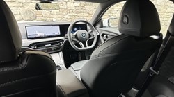 2025 (25) BMW 2 SERIES 220i M Sport 2dr Coupe 5656843