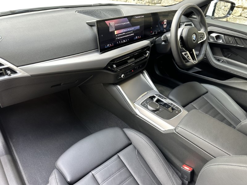 2025 (25) BMW 2 SERIES 220i M Sport 2dr Coupe  5656821