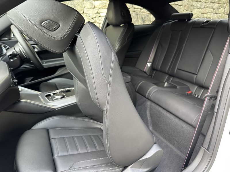 2025 (25) BMW 2 SERIES 220i M Sport 2dr Coupe  5656829