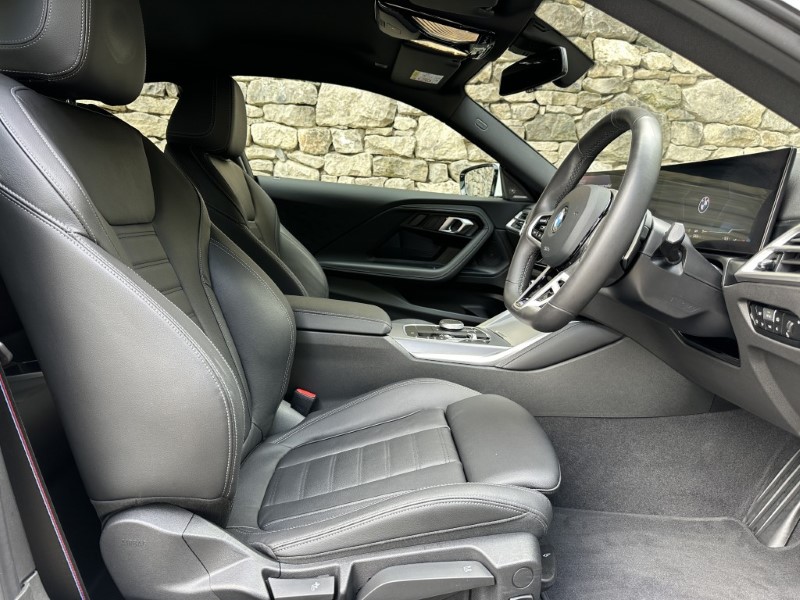 2025 (25) BMW 2 SERIES 220i M Sport 2dr Coupe  5656802