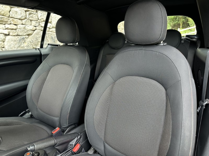 2019 (69) MINI CONVERTIBLE 1.5 Cooper Classic II 2dr 5660521