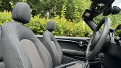 2019 (69) MINI CONVERTIBLE 1.5 Cooper Classic II 2dr 5660566