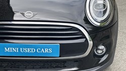 2019 (69) MINI CONVERTIBLE 1.5 Cooper Classic II 2dr 5660516