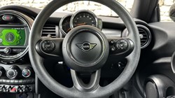 2019 (69) MINI CONVERTIBLE 1.5 Cooper Classic II 2dr 5660533