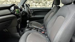 2019 (69) MINI CONVERTIBLE 1.5 Cooper Classic II 2dr 5660520