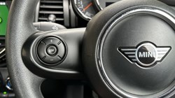 2019 (69) MINI CONVERTIBLE 1.5 Cooper Classic II 2dr 5660511