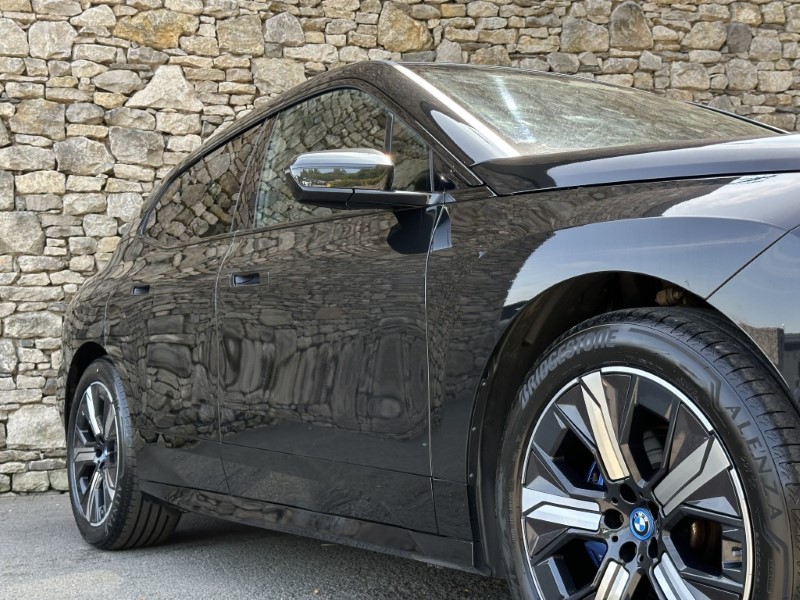 2023 (23) BMW iX xDrive40 M Sport  5635826
