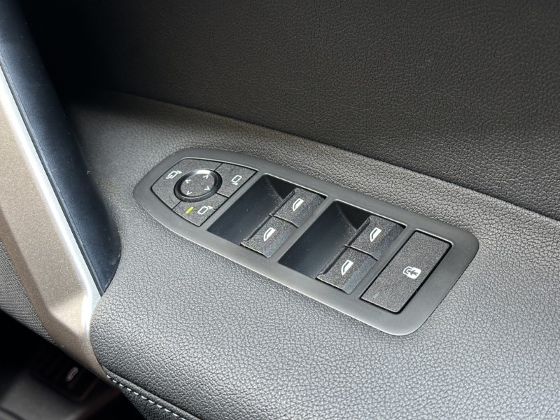 2023 (23) BMW iX xDrive40 M Sport  5635774