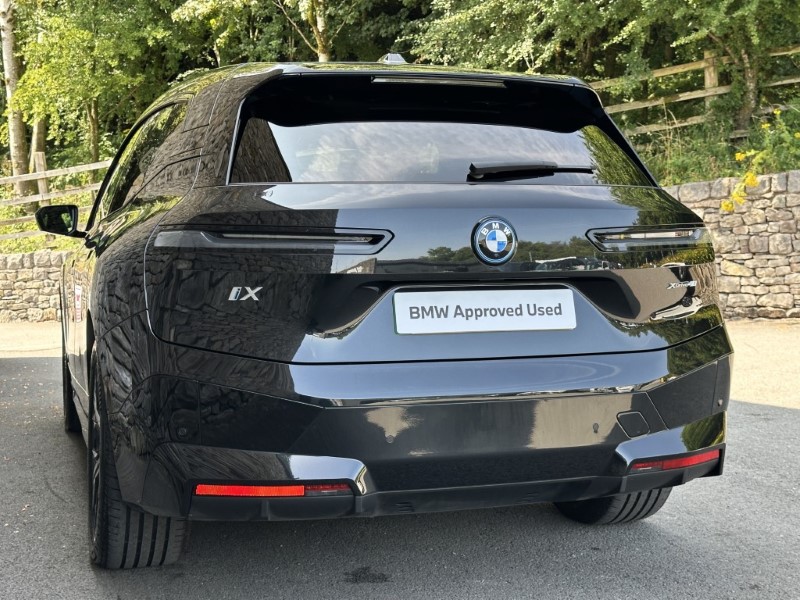 2023 (23) BMW iX xDrive40 M Sport  5635760