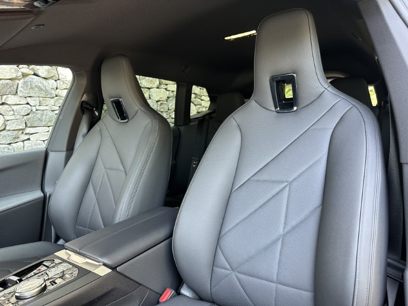 2023 (23) BMW iX xDrive40 M Sport  5635789