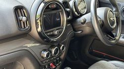 2018 (18) MINI COUNTRYMAN 1.5 Cooper 5dr 5626182