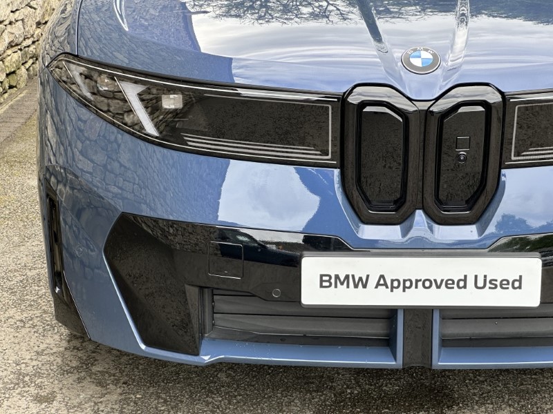 2026 (26) BMW iX3 xDrive50 M Sport Pro  5611650