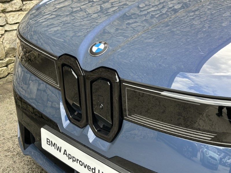 2026 (26) BMW iX3 xDrive50 M Sport Pro  5611652
