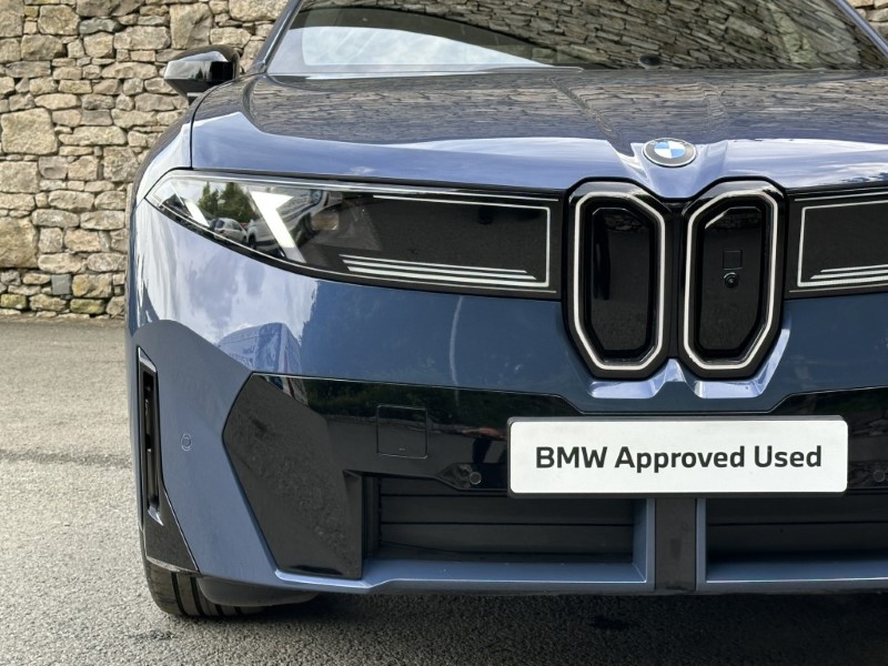 2026 (26) BMW iX3 xDrive50 M Sport Pro  5611642