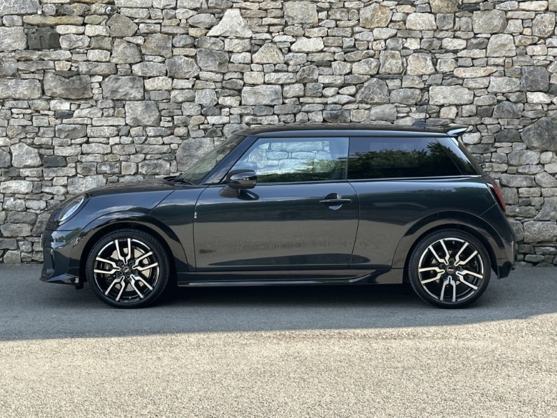 2025 (75) MINI COOPER 2.0 S Sport 3dr Auto 5625289