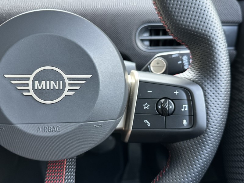 2025 (75) MINI COOPER 2.0 S Sport 3dr Auto 5625276