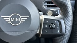 2025 (75) MINI COOPER 2.0 S Sport 3dr Auto 5625276