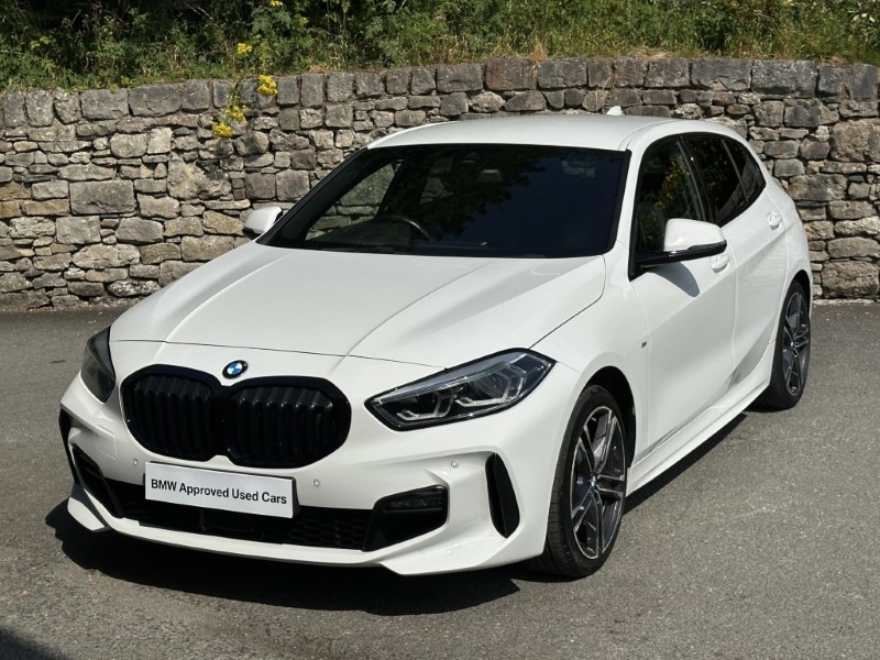 2022 (22) BMW 1 SERIES 118i M Sport 5dr  5636884