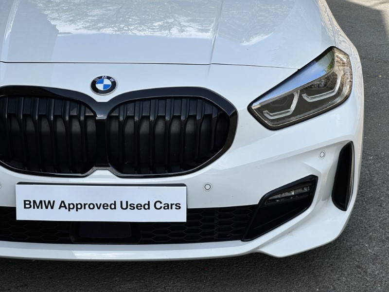 2022 (22) BMW 1 SERIES 118i M Sport 5dr  5636854