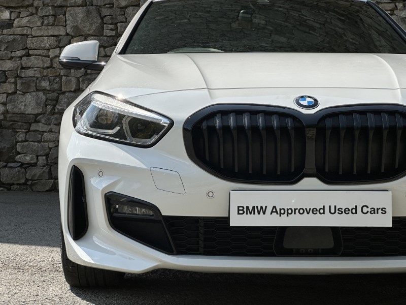 2022 (22) BMW 1 SERIES 118i M Sport 5dr  5636892
