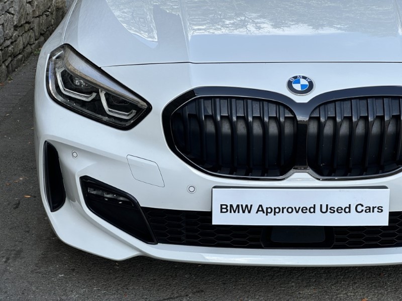2022 (22) BMW 1 SERIES 118i M Sport 5dr  5636853