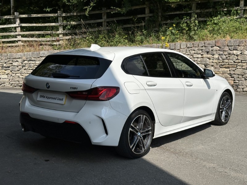 2022 (22) BMW 1 SERIES 118i M Sport 5dr  5636897