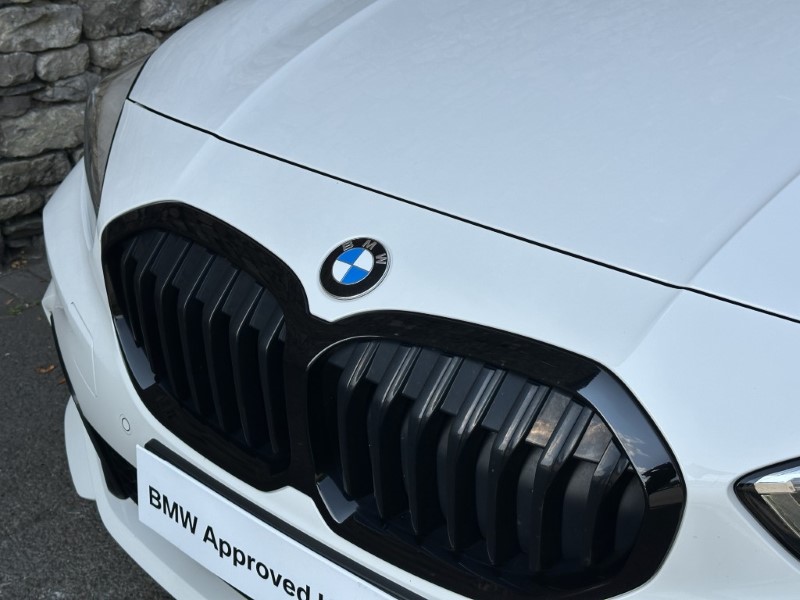 2022 (22) BMW 1 SERIES 118i M Sport 5dr  5636855