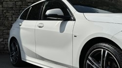 2022 (22) BMW 1 SERIES 118i M Sport 5dr 5636896