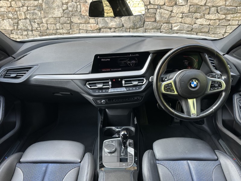 2022 (22) BMW 1 SERIES 118i M Sport 5dr  5636879
