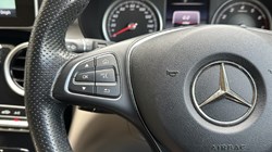 2019 (19) MERCEDES-BENZ GLC 250 4Matic Urban Edition 5dr 9G-Tronic 5652441