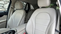 2019 (19) MERCEDES-BENZ GLC 250 4Matic Urban Edition 5dr 9G-Tronic 5652454