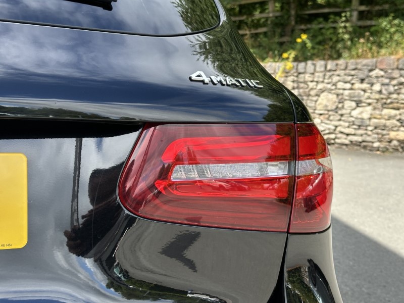 2019 (19) MERCEDES-BENZ GLC 250 4Matic Urban Edition 5dr 9G-Tronic 5652426