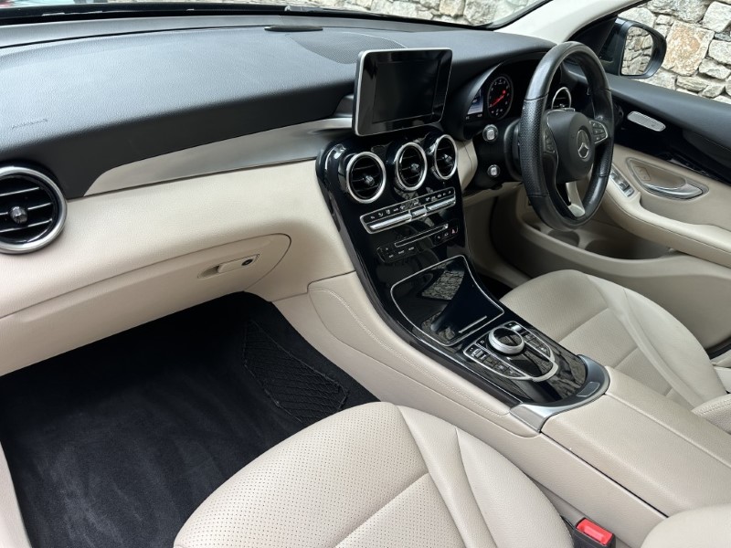 2019 (19) MERCEDES-BENZ GLC 250 4Matic Urban Edition 5dr 9G-Tronic 5652501