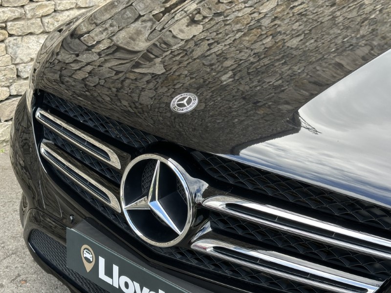 2019 (19) MERCEDES-BENZ GLC 250 4Matic Urban Edition 5dr 9G-Tronic 5652449
